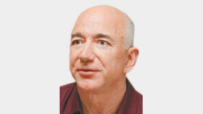 베이조스, AI 스타트업 CEO로 4년 만에 복귀