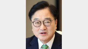 우원식 의장 ‘백봉신사상 대상’