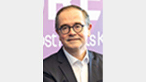 르노 회장 “韓서 라인업 확장-전동화 전환 집중”