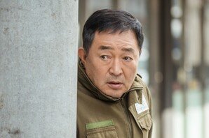 주변인들의 의심받은 임채무, 급기야 긴급 체포 (개소리)