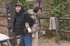 61세 김일우 “박선영과 사귀어요!” 녹화 중 공개 고백 (신랑수업)