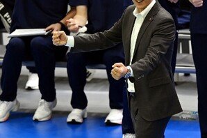 한국전력과 1년 더 동행하는 권영민 감독 “도약하는 우리를 볼 수 있을 것”
