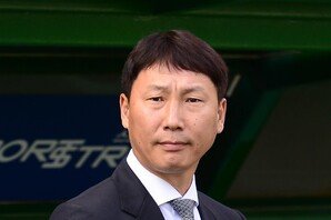전북 현대→베트남 사령탑 거쳐 맨유와 맞붙는 김상식 감독…동남아 올스타 지휘봉 잡는다!