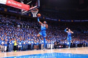 ‘압도적 1위의 힘’ OKC, PO 2연승→‘2G서 70점 리드’