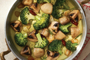 ‘까(CCA)주스’ 원조 조승우 한약사의 저속 노화 레시피