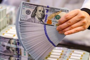 수출 기업들, 뾰족한 수 없어 골머리…“정부 공격적 조치 필요”