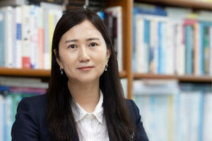 “생각하기 전 AI부터 켜는 아이들, 사고 과정 자체가 바뀌는 중”