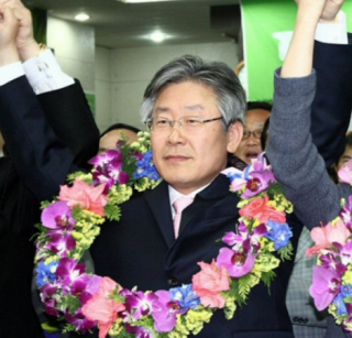 2010년 지방선거에서 성남시장에 당선한 이재명 후보. 동아DB