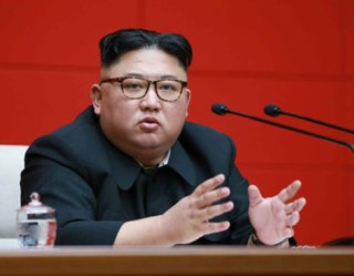 김정은 북한 국무위원장은 2019년 4월 ‘조선노동당 중앙위원회 제7기 제4차 전원회의’에서 2차 북·미 정상회담 실패를 두고 “제재로 우리를 굴복시킬 수 있다고 혈안이 되어 오판하는 적대 세력들에 심각한 타격을 주어야 한다”고 말했다. 노동신문