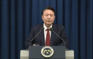 2024년 12월 3일 대통령실에서 윤석열 전 대통령이 비상계엄을 선포하고 있다. 채널A 캡처
