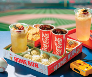 CGV가 새롭게 출시한 먹거리 컵냉면. CGV 인스타그램 계정 캡처