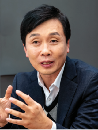 김희준 대표이사 변호사.홍태식