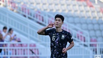 '이영준 멀티골' 한국, 중국 완파 '10회 연속 올림픽 보여'