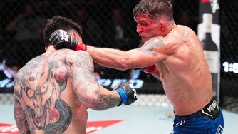 엘킨스, UFC 역사 새로 썼다…최다 테이크다운 등 5개 부문 신기록