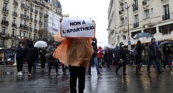 프랑스, 백신패스 조건부 합헌 결정…“정치 집회는 제외’