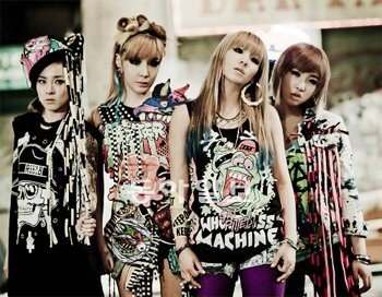 2NE1의 '내가 제일 잘나가=I Am the Best' : 뉴스 : 동아닷컴