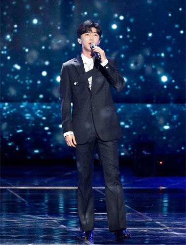 트로트 가수 임영웅은 20만 명에 육박하는 팬덤 ‘영웅시대’를 몰고 다닌다. [뉴스1]