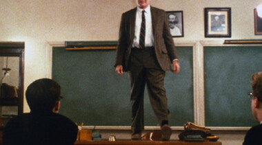 침묵 강요하는 ‘입틀막 사회’에 외치는 “카르페 디엠!”