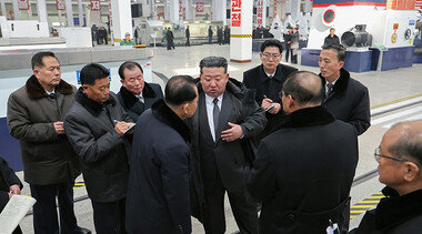 AI를 독재에 활용하는 북한, ‘디지털 1984’ 사회