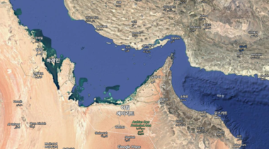 [영상] “호르무즈 해협 봉쇄, 이란에도 치명적 자살골 될 수도”