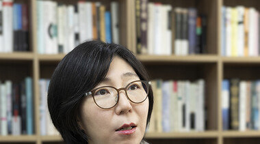 “지금의 노동·주거·가족 구조가 사람을 혼자 남게 만든다”