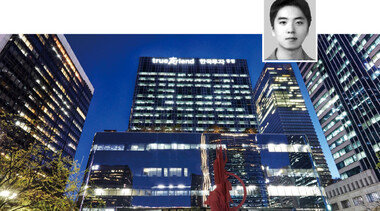 “장남 승계 위한 주가 누르기? 실적 1위인데 주가는 왜…” 