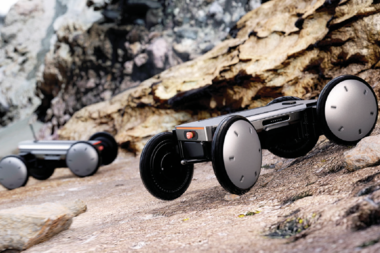 로봇이 생크림 케이크 배달… 현대차 차세대 모빌리티 플랫폼 ‘모베드’