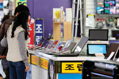메모리 반도체 ‘금값’에 전자제품 가격 급등