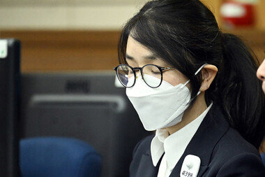 김건희 1심 샤넬백·목걸이 수수만 유죄… <br>“영부인 지위로 영리·치장 급급”