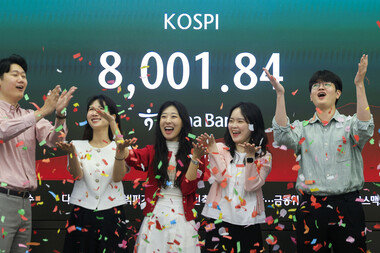 8000 돌파한 코스피, 올해 영업이익 919조 원 전망