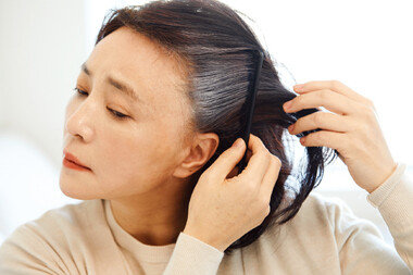 나이 들어 흰머리 늘리는 주범은 활성산소