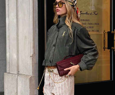 어려 보이고 싶을 땐 레그 워머 