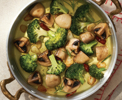 ‘까(CCA)주스’ 원조 조승우 한약사의 저속 노화 레시피 