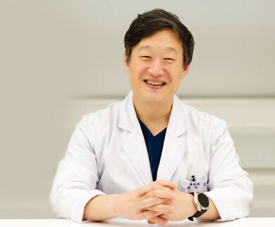 “전 세계 표준 된 단일공 흉부 로봇수술, 세계 최다 기록 달성”