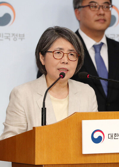 2018년 8월 3일 서울 종로구 정부서울청사에서 김영란 국가교육회의 대입제도 개편 공론화위원회 위원장이 대입제도 개편 공론화 결과를 발표하고 있다. [동아DB]
