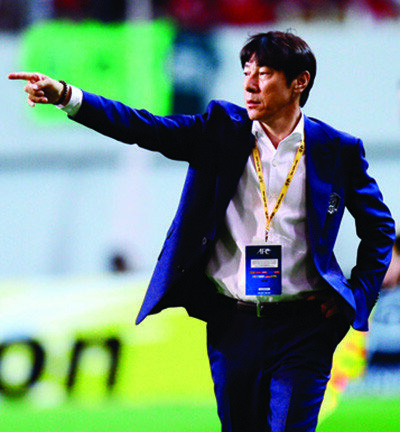 최근 두 차례 A매치에서 새로운 전술로 좋은 성과를 거둔
신태용 한국 축구 국가대표팀 감독.[스포츠동아]