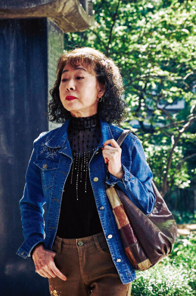 박카스 할머니 역으로 화제를 모은 영화 ‘죽여주는 여자’(2016).  [사진 제공 · 카파플러스]