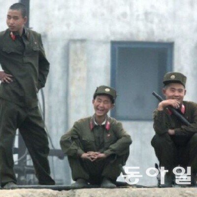 [주성하 기자의 서울과 평양사이]북한군의 치명적 약점을 공략하라