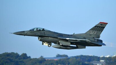 [사설]서해 상공 美中 전투기 대치… 주한미군 역할 변경 예고인가