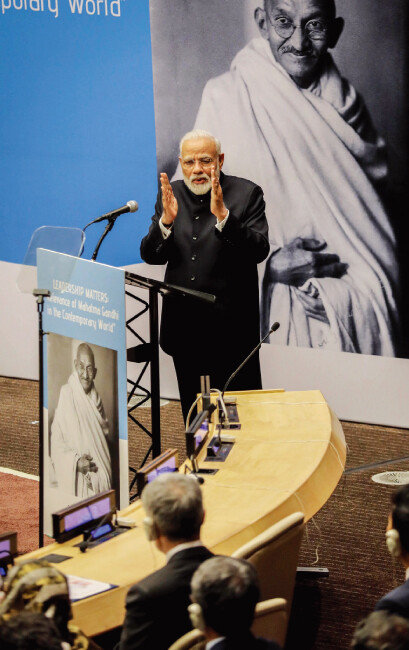 9월 24일 미국 뉴욕에서 열린 유엔총회에서 마하트마 간디 탄생 150주년 기념행사를 주최한 나렌드라 모디 인도 총리. [AP=뉴시스]