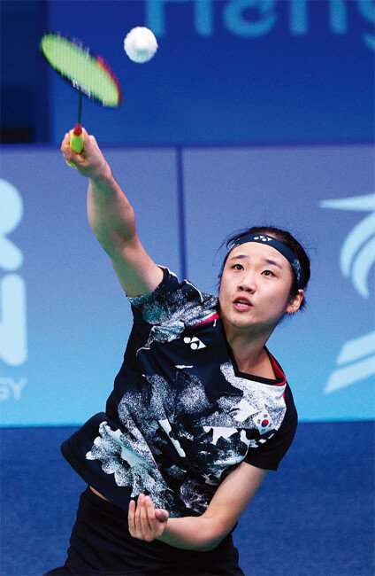 완벽에 가까운 수비 능력으로 아시안게임 금메달을 거머쥔 배드민턴 안세영 선수. [뉴스1]