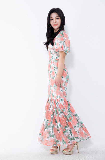 지난해 12월 ‘전국 트롯체전’을 통해 트로트 샛별로 떠오른 신미래. [지호영 기자]