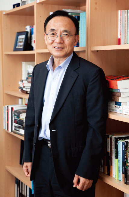 김영익 서강대 경제대학원 교수. [지호영 기자]