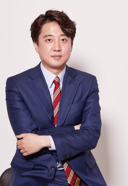 국민의힘 이준석 전 최고위원이 당대표 예비경선을 앞둔 5월 25일 ‘동아일보’ 충정로 사옥에서 인터뷰를 하고 있다. [홍중식 기자]