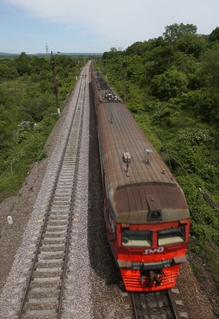 시베리아 횡단철도 상·하행선이 러시아 하바롭스크 인근에서 교차하고 있다. [박영대 동아일보 기자]