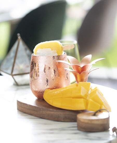 망고와 파인애플이 들어 있어 상큼한 피나콜라다 빙수. [지호영 기자]
