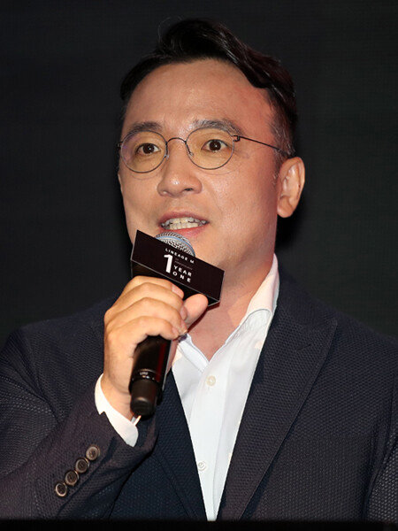 야구팬들이 ‘택진이형’이라고 부르는 김택진 엔씨소프트 대표.  [동아DB]