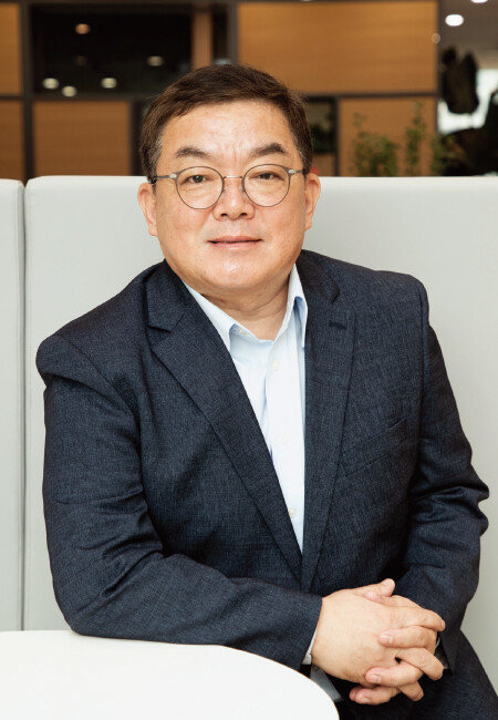 강병욱 세종사이버대 경영학부 교수. [조영철 기자]