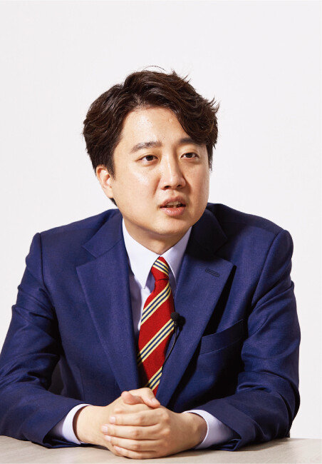 5월 25일 당시 국민의힘 이준석 당대표 후보가 서울 서대문구 동아일보 충정로 사옥에서 ‘주간동아’와 인터뷰하고 있다. [홍중식 기자]