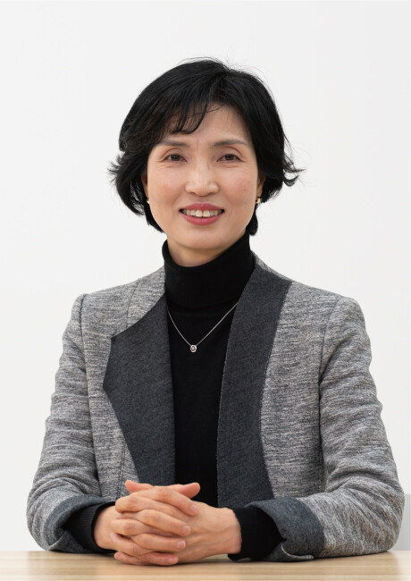 김경희 한국외대 미네르바교양대학 교수. 김경희 교수는 다양한 학문과 인문학의 관계에 대해 연구한다. 최근엔 메타버스와 인문학의 관련성에 대해 탐구하고 있다. [홍태식 객원기자]